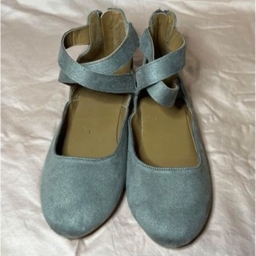 NWT: Sophie Sue - Grey Ballet Flat w/ Zipper - Grey Suede - women size 8 - $18